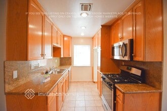 22510 Festividad Dr in Santa Clarita, CA - Building Photo - Building Photo