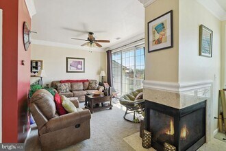 1735 W Braddock Pl in Alexandria, VA - Building Photo - Building Photo