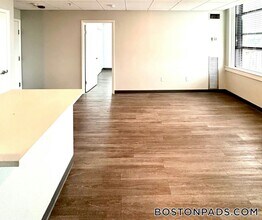 507 Main St in Worcester, MA - Building Photo - Building Photo