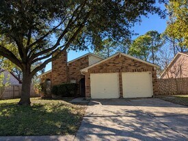 7211 Winding Trace Dr in Houston, TX - Building Photo