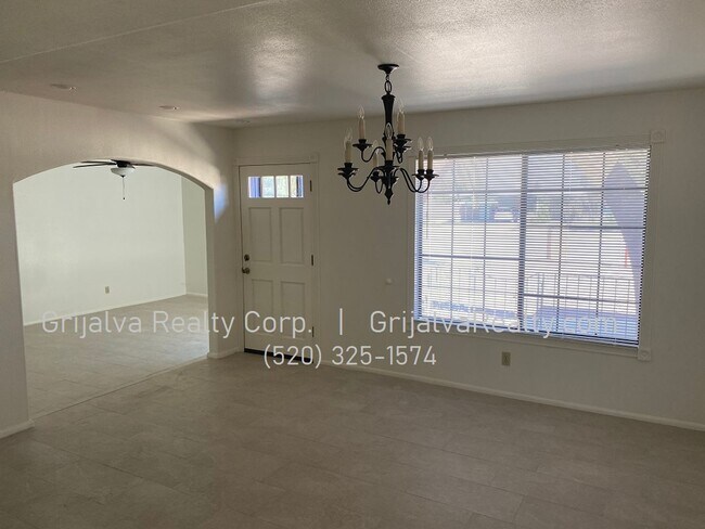 7522 E Linden Cir in Tucson, AZ - Building Photo - Building Photo