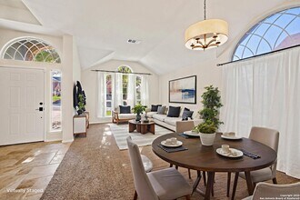 21247 Rio Sabinal in San Antonio, TX - Building Photo - Building Photo