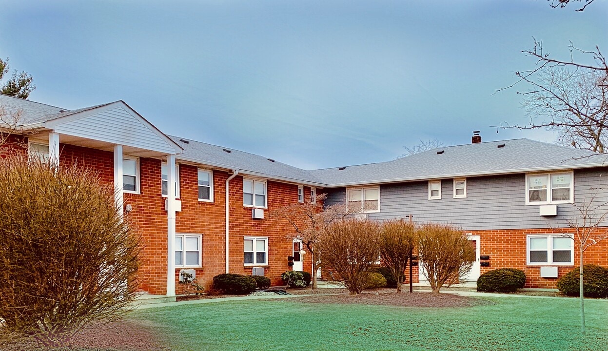 Evergreen Village in Alpha, NJ - Building Photo