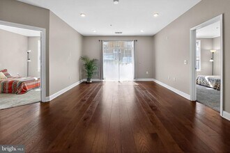 300 W Elm St in Conshohocken, PA - Building Photo - Building Photo