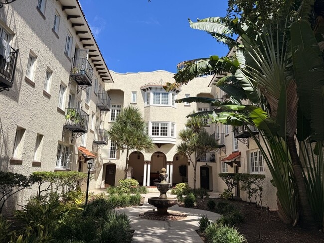 property at 2117 W Dekle Ave
