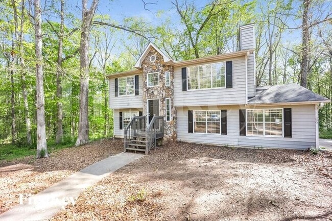 390 Fox Meadow Dr in Covington, GA - Foto de edificio - Building Photo