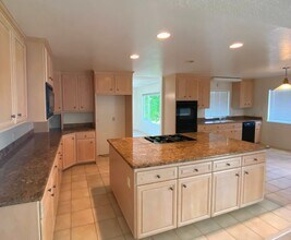 507 Walnut Ct in Fairfield, CA - Building Photo - Building Photo