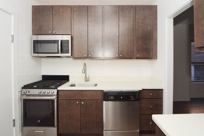 2641.5 N Spaulding Ave in Chicago, IL - Building Photo - Building Photo