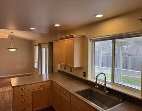 1165 E 19th N St in Mountain Home, ID - Building Photo - Building Photo