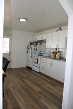 84 W Main St in Grantsville, UT - Building Photo - Building Photo