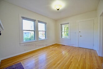 106 Redwood Ave in Corte Madera, CA - Building Photo - Building Photo