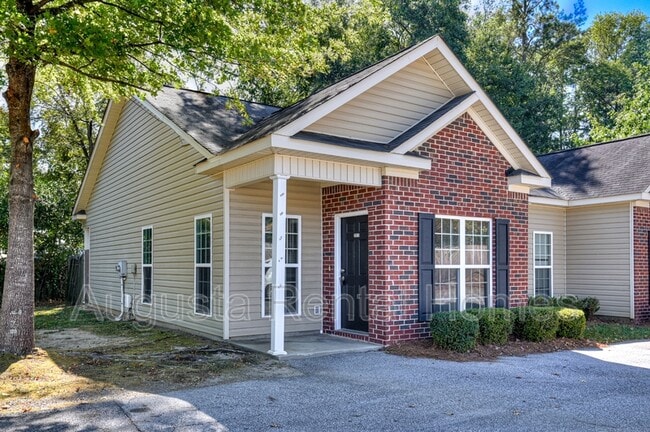 2820 Old Riah Rd in Evans, GA - Building Photo - Building Photo