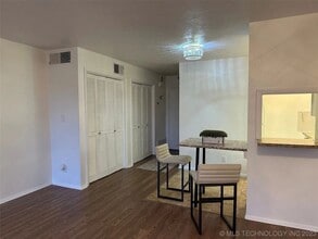 123 Falconhead Dr in Burneyville, OK - Foto de edificio - Building Photo