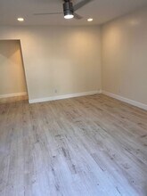3234 Ashford St in San Diego, CA - Foto de edificio - Building Photo