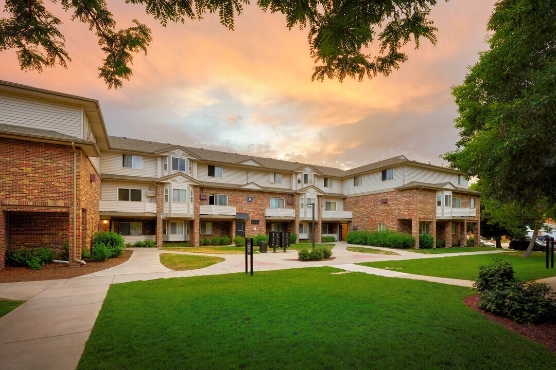 Trail Ridge Flats in Longmont, CO - Building Photo