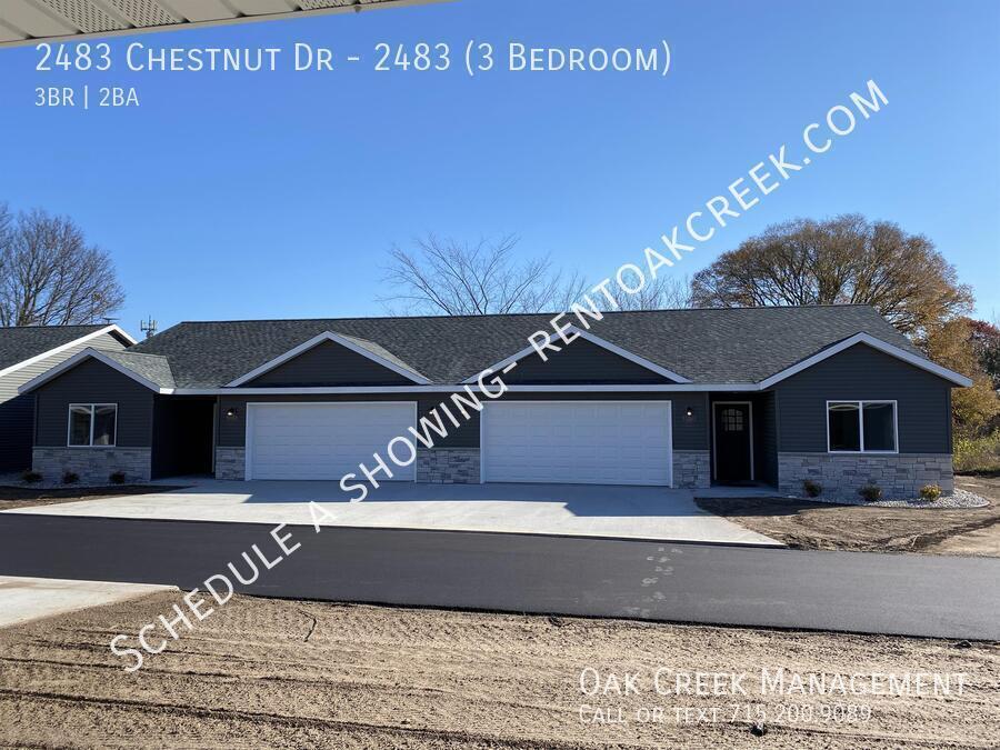 2483 Chestnut Dr in Plover, WI - Foto de edificio