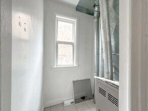 5000 N Sawyer Ave in Chicago, IL - Building Photo - Building Photo