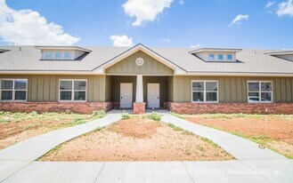 6925 20th St in Lubbock, TX - Building Photo