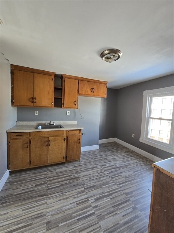 254 Oakland St in Springfield, MA - Building Photo - Building Photo