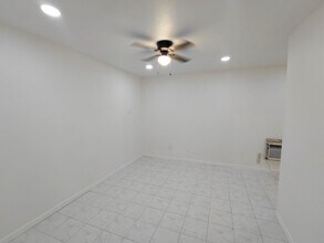 424 Vaquero Trail in Imperial, CA - Building Photo - Building Photo