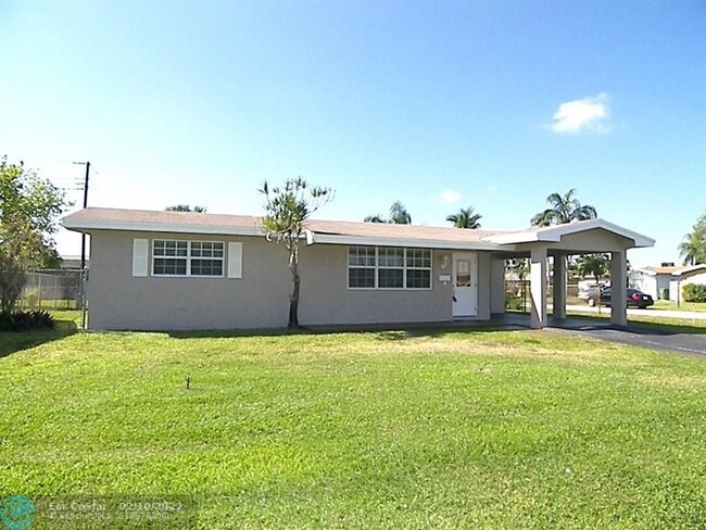 8630 NW 12th St in Pembroke Pines, FL - Building Photo - Building Photo