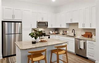 4270 Phil Niekro Pkwy in Norcross, GA - Building Photo