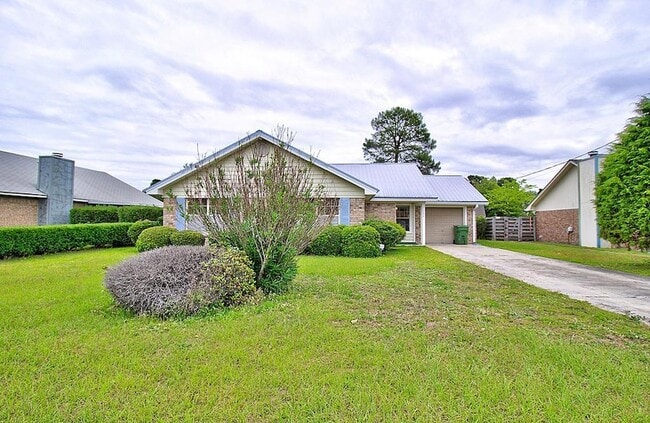 784 Inwood Dr in Hinesville, GA - Building Photo - Building Photo
