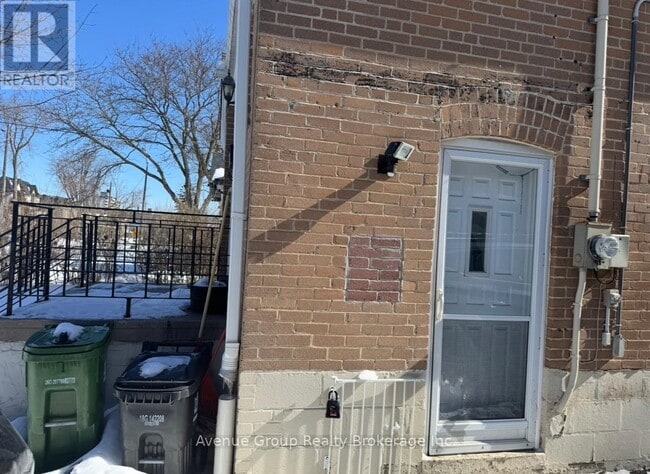 69 McAllister Rd in Toronto, ON - Building Photo - Building Photo