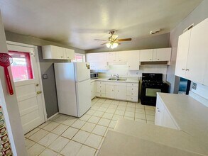 2311 Rolland Ave in Alamogordo, NM - Building Photo - Building Photo