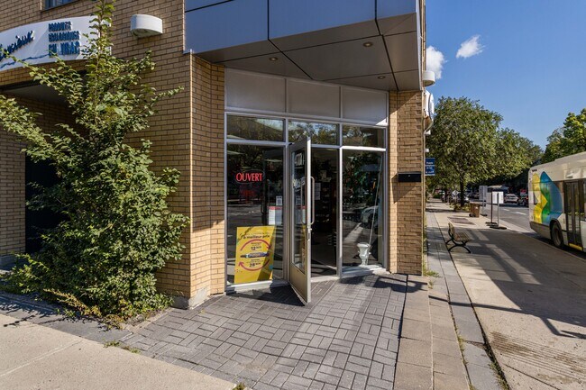 4777 Papineau Av in Montréal, QC - Building Photo - Building Photo