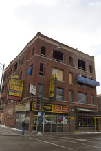 1601 W Grand Ave in Chicago, IL - Building Photo - Building Photo