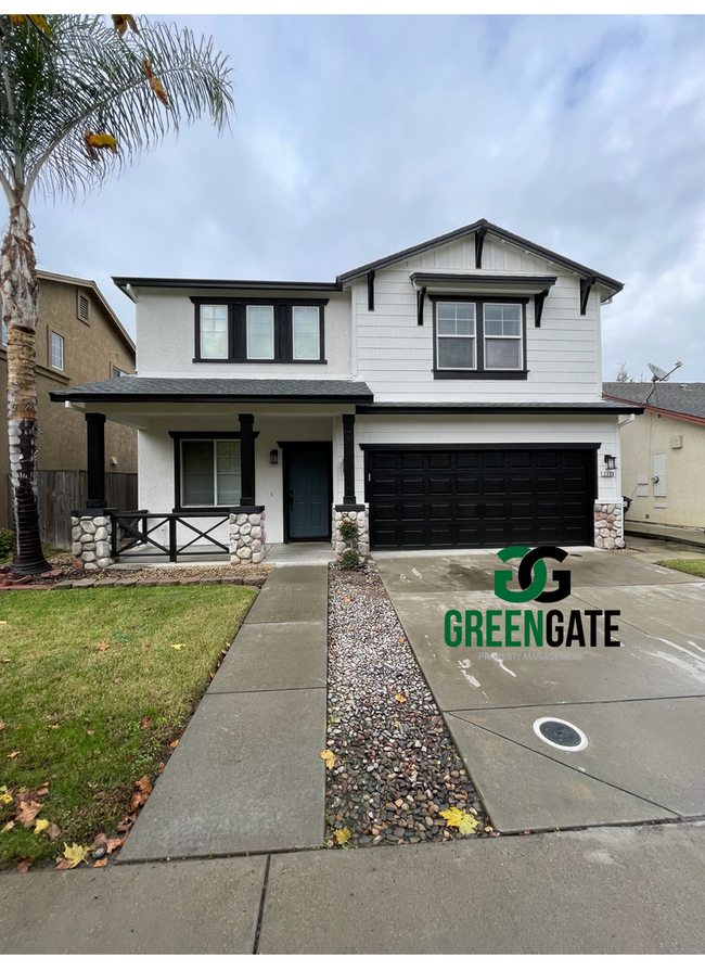 2365 Paseo Del Sol in Turlock, CA - Building Photo - Building Photo