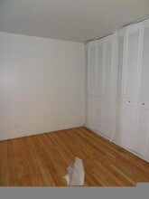 5909 N Kenmore Ave, Unit 207 in Chicago, IL - Building Photo - Building Photo