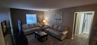 2075 Isle Royale Ct SE, Unit 167 in Winter Haven, FL - Building Photo