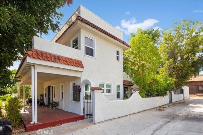 101 S Cordova St