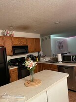 53 Inwood Ave in Poughkeepsie, NY - Building Photo