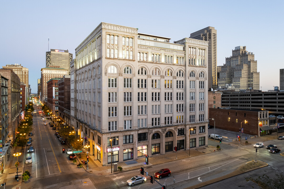 The Meridian in St. Louis, MO - Foto de edificio