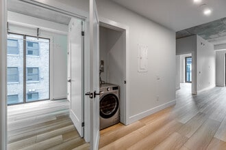 The Greystone in Hamilton, ON - Building Photo - Interior Photo