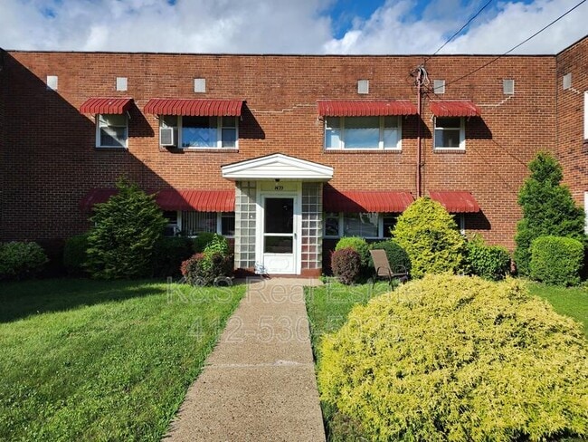 property at 1439 Lincoln Way