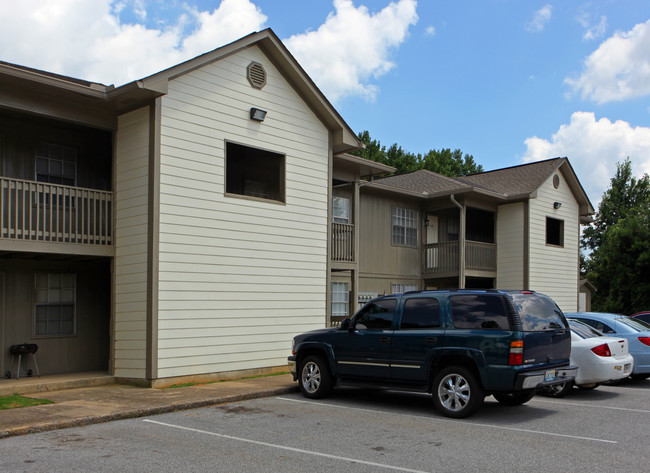 Cypress Creek Apartments in Tuscaloosa, AL - Building Photo - Building Photo