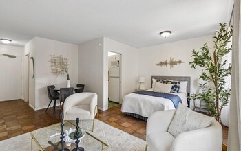 5500 Friendship Blvd, Unit 1221N in Chevy Chase, MD - Foto de edificio - Building Photo