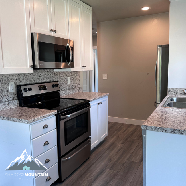 866 Hillcrest Ave in Logan, UT - Building Photo - Building Photo