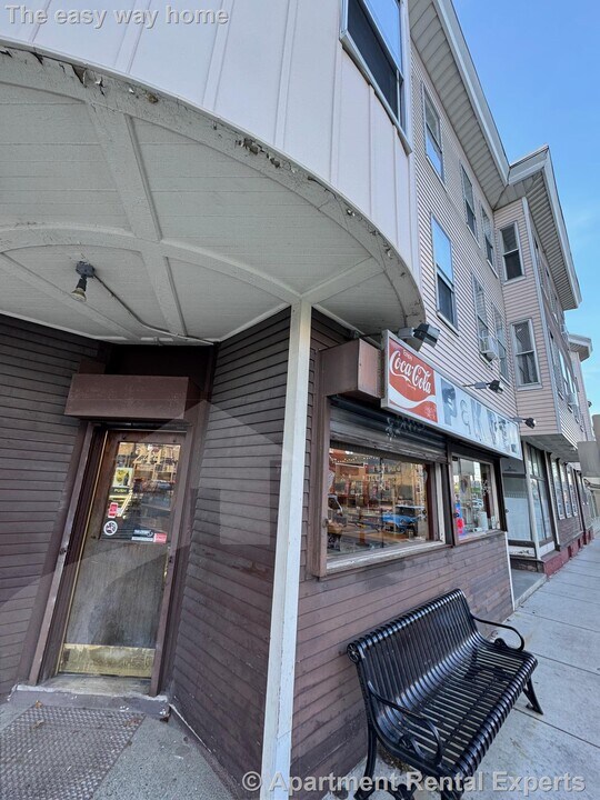 250 Beacon St in Somerville, MA - Foto de edificio