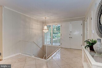 1 Arrowood Terrace in Bethesda, MD - Building Photo - Building Photo