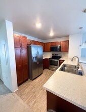 550 Kamaaha Ave in Kapolei, HI - Building Photo - Building Photo