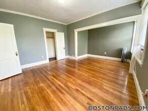 195 Park Dr in Boston, MA - Building Photo - Building Photo