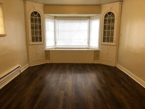 325 NE Spaulding St in Pullman, WA - Building Photo - Building Photo