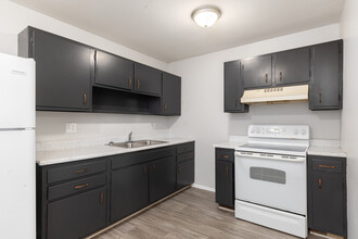 Wright Landing Apartment in Dayton, OH - Building Photo - Interior Photo