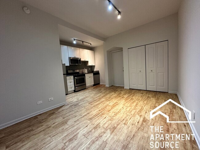 2832 W Palmer St, Unit GDN4 in Chicago, IL - Foto de edificio - Building Photo