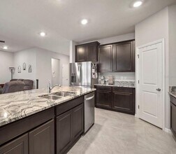 16784 Glacier Bay Loop in Wimauma, FL - Building Photo - Building Photo